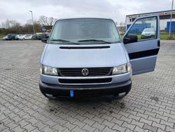 Blau Gebraucht 1998 VW Caravelle Van / Kleinbus | 7.250 € (Fairer Preis)
