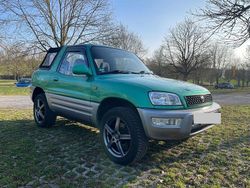 Grün Gebraucht 1999 Toyota RAV4 SUV | 7.500 €