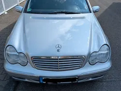 Silber Gebraucht 2000 Mercedes C180 Classic Limousine | 6.490 €