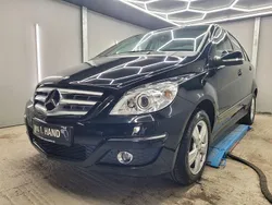 Schwarz Gebraucht 2009 Mercedes B200 Van / Kleinbus | 9.400 € (Fairer Preis)