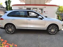 Silber Gebraucht 2017 Porsche Cayenne S Platinum Edition SUV | 48.999 €