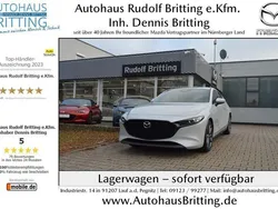 Weiß Neu 2024 Mazda 3 Center-Line Limousine | 26.990 € (Fairer Preis)