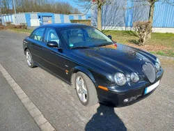 Schwarz Gebraucht 2002 Jaguar S-Type R Limousine | 11.700 €