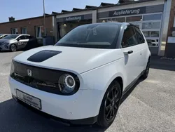 Weiß Gebraucht 2022 Honda e Kleinwagen | 17.950 € (Guter Preis)