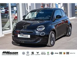 Schwarz Gebraucht 2021 Fiat 500e Icon Kleinwagen | 18.285 € (Etwas zu teuer)