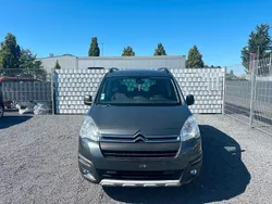 Grau Gebraucht 2018 Citroën Berlingo Van / Kleinbus | 5.800 €