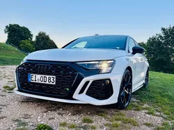 Weiß Gebraucht 2024 Audi RS3 Sportback Ambiente Kleinwagen | 58.499 € (Guter Preis)