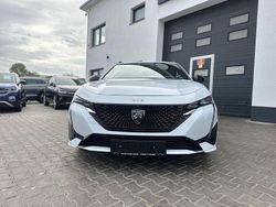 Weiß Gebraucht 2024 Peugeot 308 GT Kombi | 23.900 € (Fairer Preis)