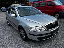 Stribrna diamandiamantsilber Gebraucht 2005 Skoda Octavia Ambiente Kombi | 1.350 € (Superpreis)