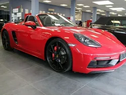 Rot Gebraucht 2018 Porsche 718 Boxster GTS Sport Cabrio | 63.980 € (Teuer)