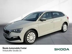 Grau Gebraucht 2021 Skoda Scala Drive Kleinwagen | 16.490 € (Fairer Preis)