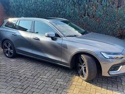 Grau Gebraucht 2018 Volvo V60 Inscription Kombi | 24.900 € (Teuer)
