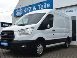 Weiß Gebraucht 2022 Ford Transit Trend Van / Kleinbus | 15.980 € (Fairer Preis)