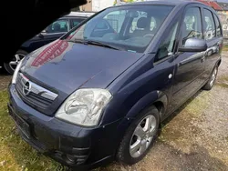 Grau Gebraucht 2007 Opel Meriva Van / Kleinbus | 1.200 € (Guter Preis)