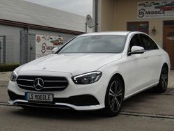 Weiß Gebraucht 2021 Mercedes E220 Avantgarde Limousine | 33.500 € (Fairer Preis)