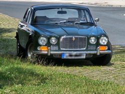 Grün Gebraucht 1970 Jaguar XJ6 Limousine | 17.000 €