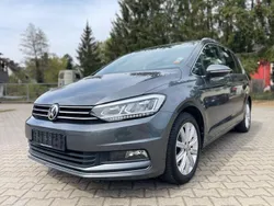Grau Gebraucht 2019 VW Touran Highline Van / Kleinbus | 16.500 € (Guter Preis)