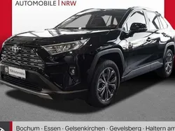 Schwarz Gebraucht 2024 Toyota RAV4 Hybrid Team SUV | 41.889 € (Fairer Preis)