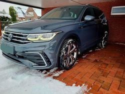 Grau Gebraucht 2022 VW Tiguan R-line SUV | 27.100 € (Superpreis)