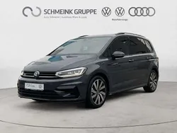 Delfingrau metallic Gebraucht 2025 VW Touran Highline Van / Kleinbus | 45.880 €