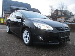 Schwarz Gebraucht 2011 Ford Focus Titanium Kombi | 5.900 € (Fairer Preis)