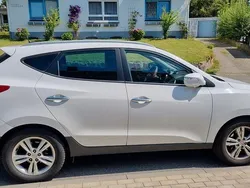 Weiß Gebraucht 2012 Hyundai ix35 Style SUV | 9.500 € (Fairer Preis)