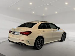 Weiß Gebraucht 2024 Mercedes A250 AMG Limousine | 37.859 € (Teuer)