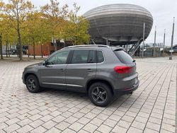 Grau Gebraucht 2012 VW Tiguan Sportline SUV | 10.000 € (Fairer Preis)