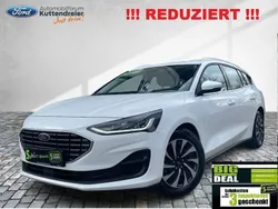 Weiß Gebraucht 2024 Ford Focus Titanium Kombi | 21.990 € (Guter Preis)