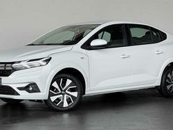 Weiß Gebraucht 2024 Dacia Logan Expression Limousine | 17.470 € (Guter Preis)