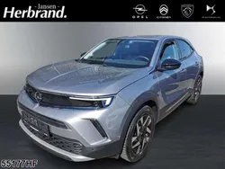 Kontrast grau/quarz silber Gebraucht 2022 Opel Mokka Elegance SUV | 20.889 € (Fairer Preis)