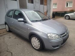 Grau Gebraucht 2006 Opel Corsa Limousine | 2.300 € (Superpreis)