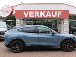 Vapor blue Gebraucht 2024 Ford Mustang Mach-E SUV | 36.950 € (Superpreis)
