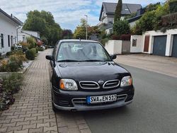 Schwarz Gebraucht 2001 Nissan Micra Comfort Kleinwagen | 2.000 € (Etwas zu teuer)