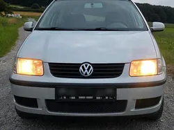 Silber Gebraucht 2000 VW Polo Kleinwagen | 1.299 € (Etwas zu teuer)