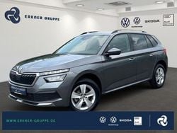 Graphitegrau metallic Gebraucht 2023 Skoda Kamiq Ambition SUV | 19.949 € (Superpreis)