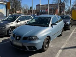 Blau Gebraucht 2006 Seat Ibiza Kleinwagen | 850 € (Guter Preis)