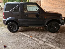 Schwarz Gebraucht 2006 Suzuki Jimny SUV | 5.100 € (Superpreis)