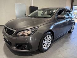 Grau Gebraucht 2019 Peugeot 308 Style Limousine | 9.890 € (Guter Preis)