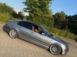 Grau Gebraucht 2003 BMW 330 Shadowline Limousine | 15.600 €