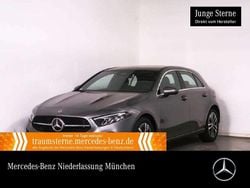 Mountain grau Gebraucht 2024 Mercedes A200 Progressive Limousine | 28.690 € (Guter Preis)