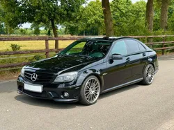 Schwarz Gebraucht 2011 Mercedes C63 AMG AMG Limousine | 24.990 €