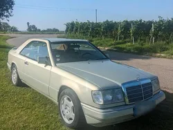Silber Gebraucht 1991 Mercedes E300 Coupé | 14.000 €