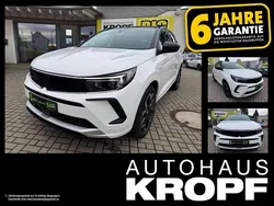 Jade weiss/arktis weiss Gebraucht 2022 Opel Grandland X Ultimate SUV | 25.890 € (Fairer Preis)