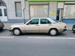 Mercedes 190