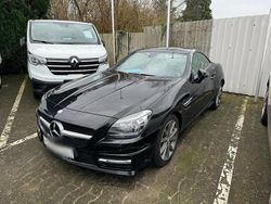 Schwarz Gebraucht 2011 Mercedes SLK200 Cabrio | 14.000 €