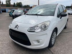 Weiß Gebraucht 2012 Citroën C3 Limousine | 2.299 € (Fairer Preis)