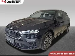 Schwarz Neu 2025 Skoda Scala Tour Kleinwagen | 30.690 € (Teuer)