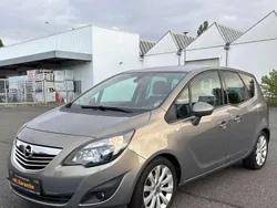 Grau Gebraucht 2010 Opel Meriva Innovation Van / Kleinbus | 4.890 € (Guter Preis)