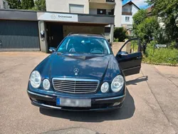 Blau Gebraucht 2003 Mercedes E200 Avantgarde Limousine | 1.999 € (Superpreis)